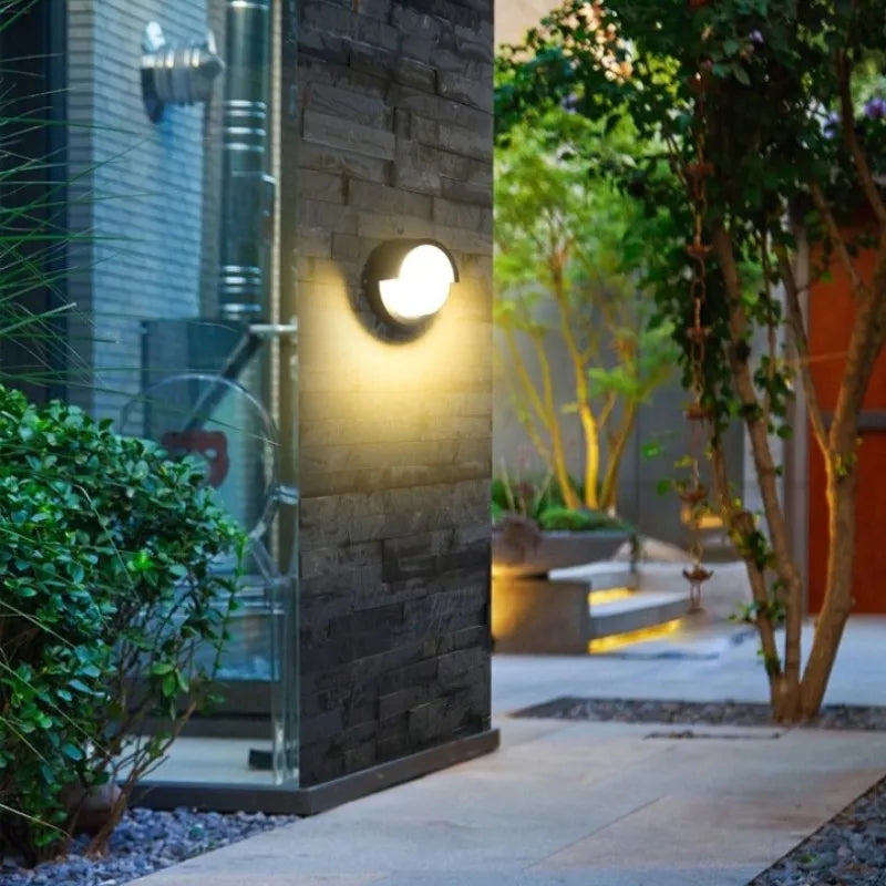 LumiGuard – LED Outdoor Wall Light with Motion Sensor