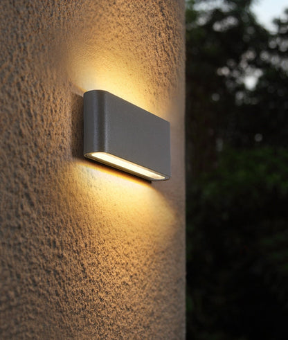 Rainlamp – Waterproof Wall Lamp with Weather-Resistant Design