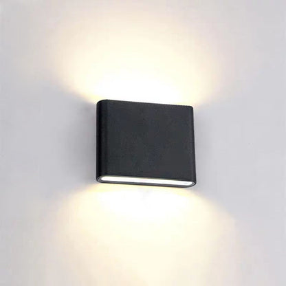 Rainlamp – Waterproof Wall Lamp with Weather-Resistant Design