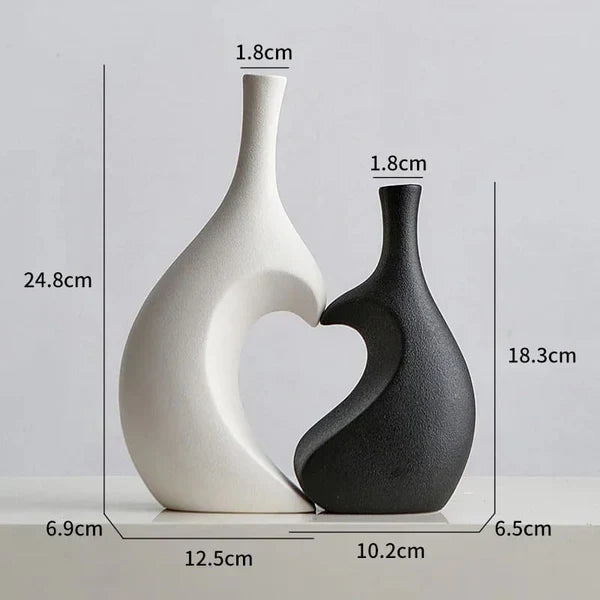 Vase en céramique en forme de cœur