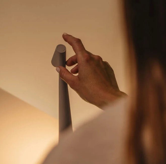 Lampe d'ambiance au design minimaliste nordique