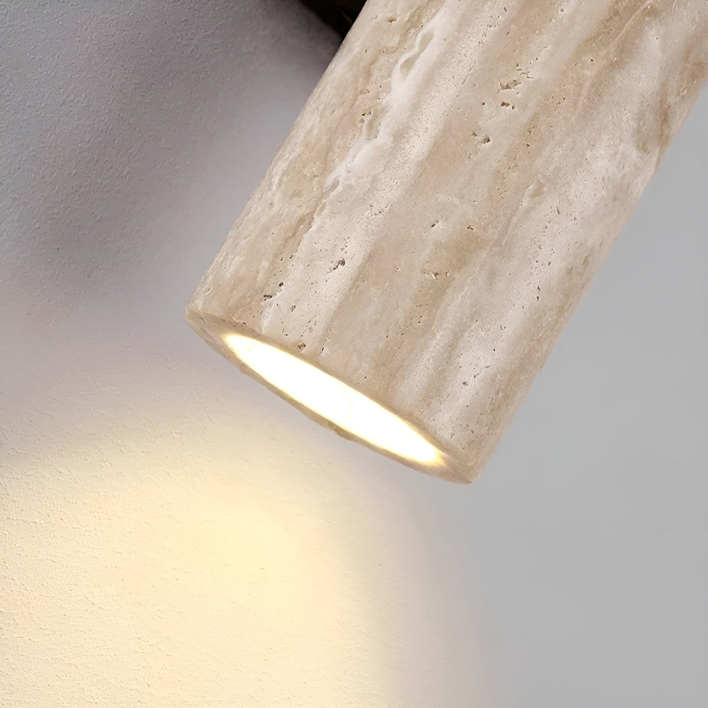 CoolLight – Subtle Wabi-Sabi Wall Lamp